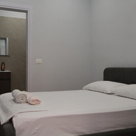 Be Solei Studio Apartments Sol 1 Tirana Exterior foto