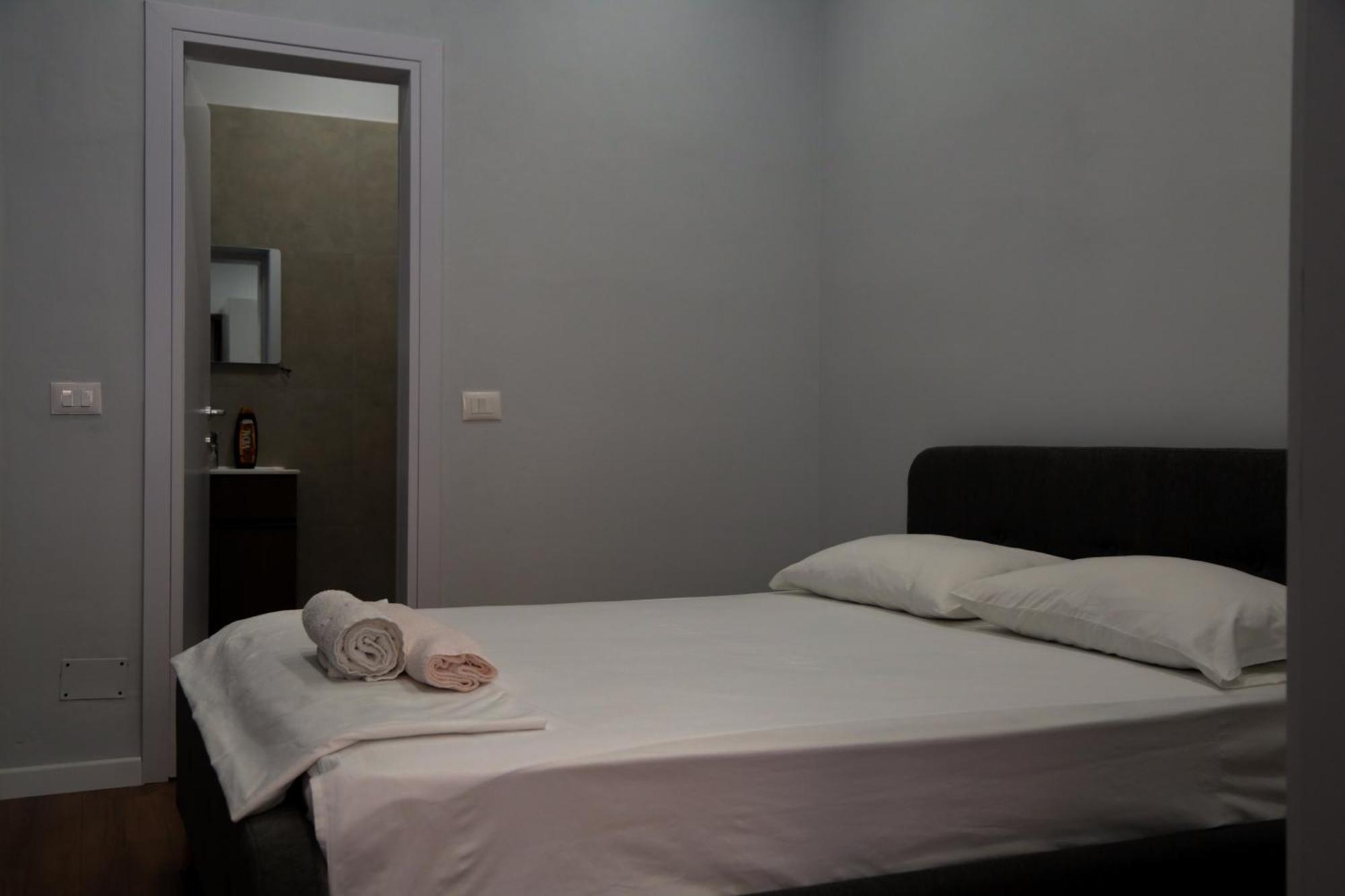 Be Solei Studio Apartments Sol 1 Tirana Exterior foto